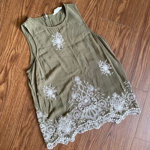 🌟BOGO Sale🌟 Embroidered Sleeveless Blouse